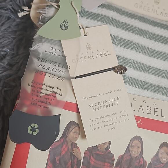 NWT Quagga Green Label Chevron Sage Green Blanket Wrap Scarf - Picture 2 of 4